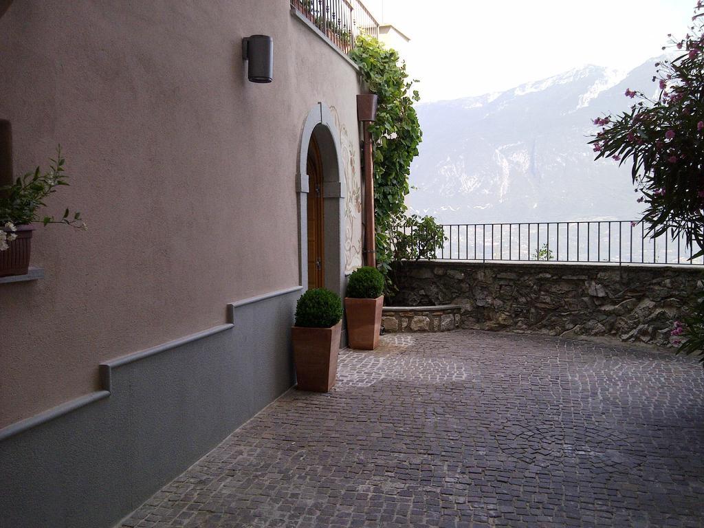 Locanda Al Castelletto Tremosine Exterior photo